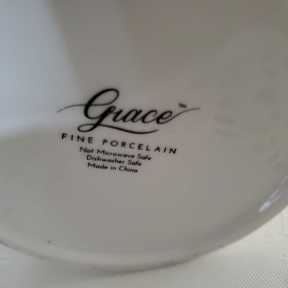 L@@K GRACE Grey & Gold Fine Porcelain Coffee/Tea Mug ~ Contemporary & Classic - Picture 5 of 5